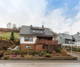 Charming Apartment with Garden near Ski Area in Olsberg