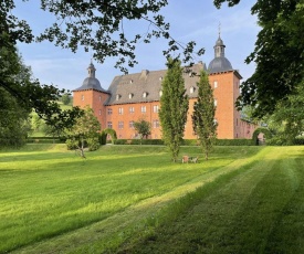 Ferienwohnungen Jagdschloss Adolphsburg