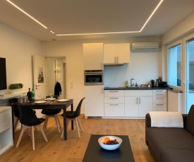 Appartement Köln in Bornheim-Sechtem, Nähe Phantasialand, Brühl, Köln, Bonn, DB-Anschluß, Messe-Köln, Business-Komfort