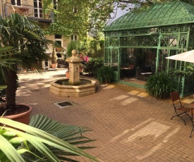 Garden Living - Boutique Hotel